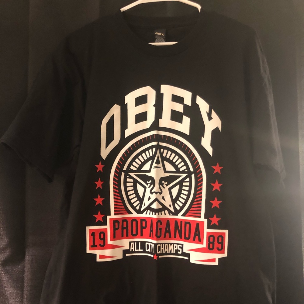 Obey Shirt size L